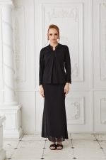Melore Kurung Black